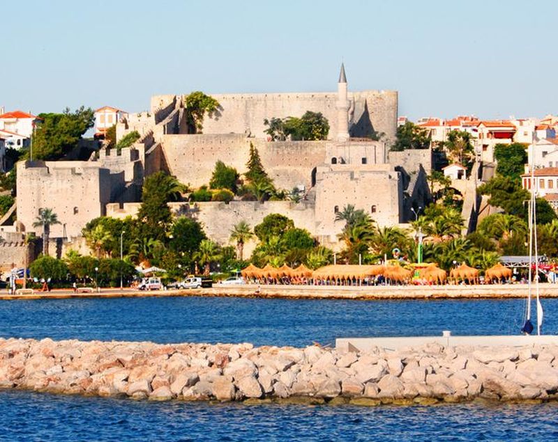 cesme-hrad